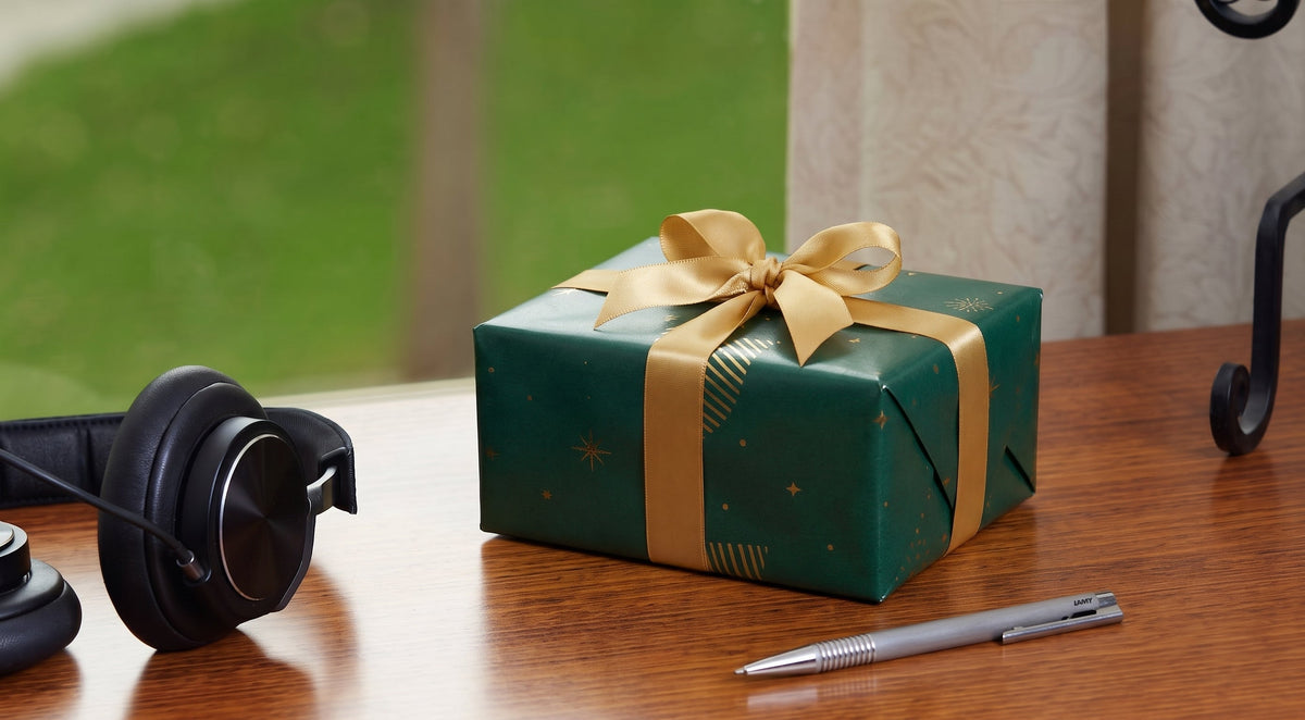 Choosing a watch box as a gift